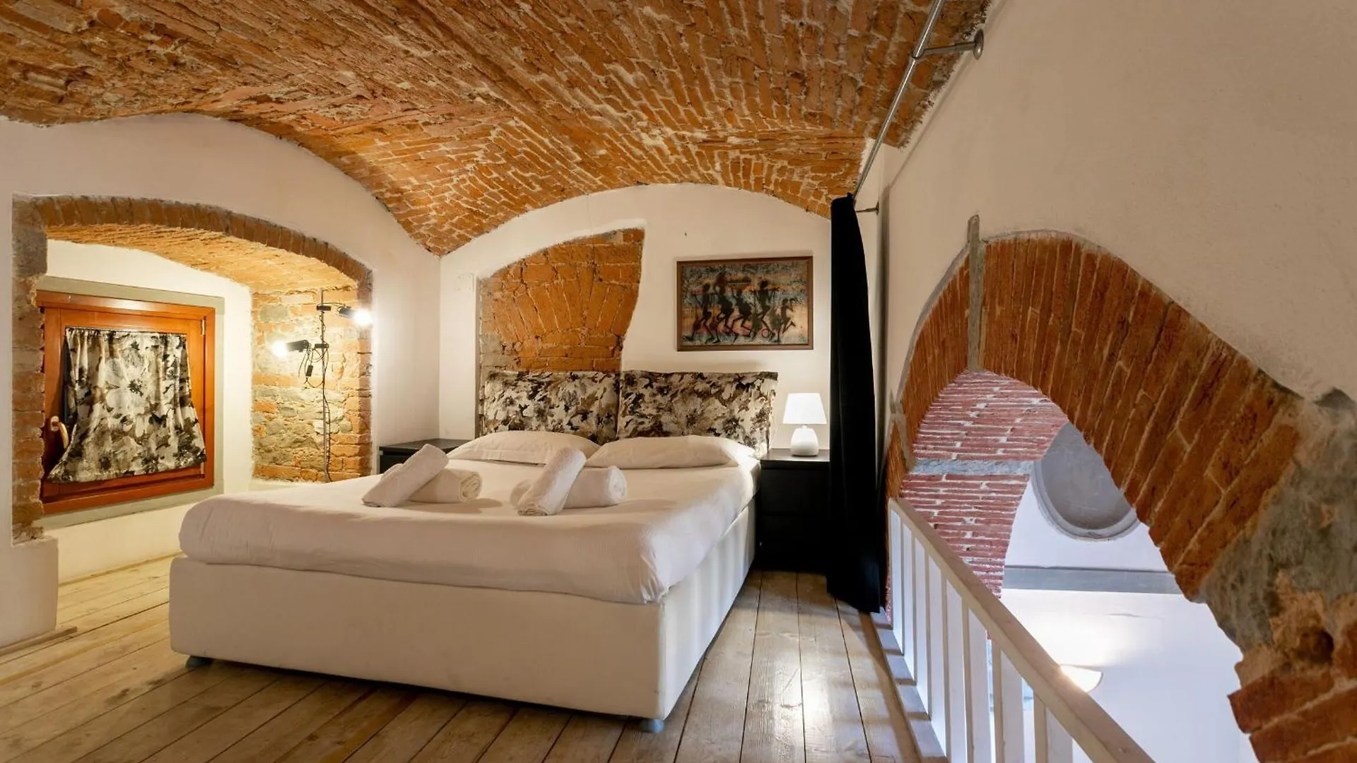 Lägenhet Oltrarno Loft By Halldis Florens